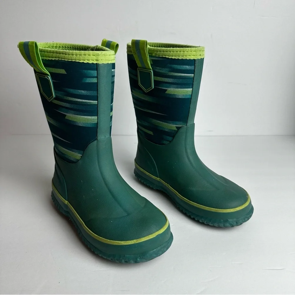 Lands’ End Waterproof Rubber Boots Youth Size 12 Shoes Unisex Green Snow Rain
